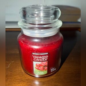 Yankee Candle medium jar candle